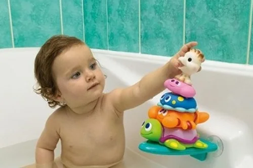 Fot. [url=http://zyrafa-sophie.pl/kapiel/130-puzzle-do-kapieli.html]Materiały promocyjne[/url]
