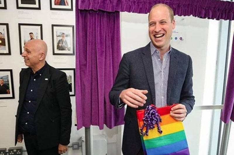 To dla monarchii przełom