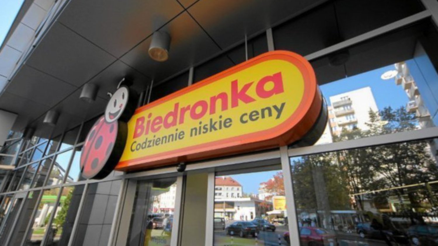 Biedronka i marka Dada rozpoczęły wspólną akcję dla rodziców dzieci urodzonych w tym roku