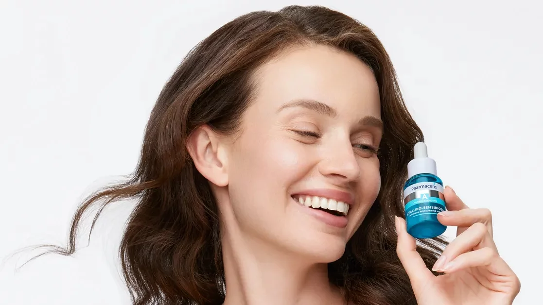 Pharmaceris A Hyaluro-Sensibiotic to intensywnie nawilżające serum z opracowaną dla skóry wrażliwej dermatologiczną formułą.