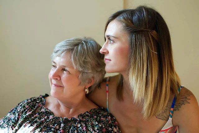 Fot. Pixabay / [url=https://pixabay.com/en/family-mother-daughter-women-515530/]longleanna[/url] / [url=https://pixabay.com/en/service/terms/#download_terms]CC0 Public Domain[/url]