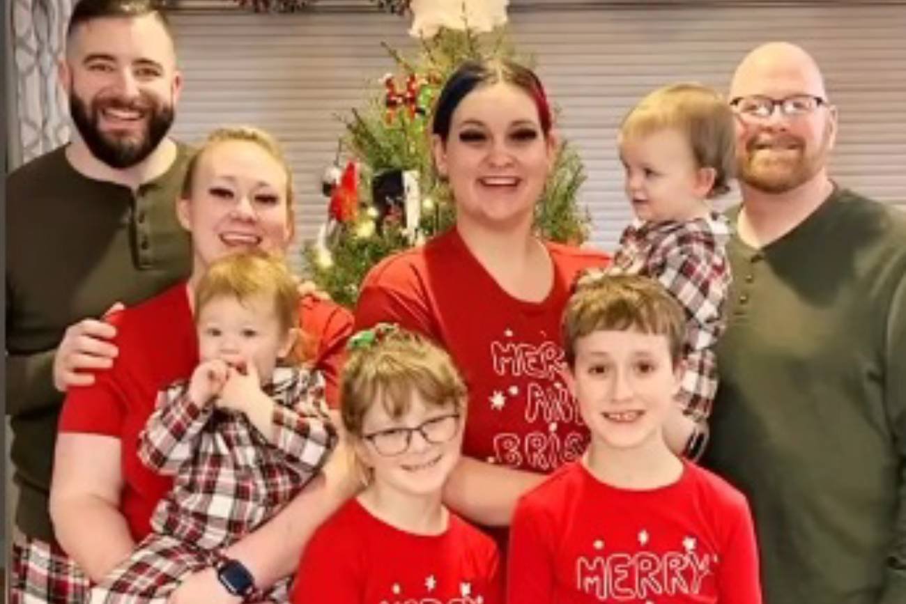 poliamoryczny związek, dwie mamy, dwóch ojców, otwarty związek, czworo rodziców, otwarte małżeństwo