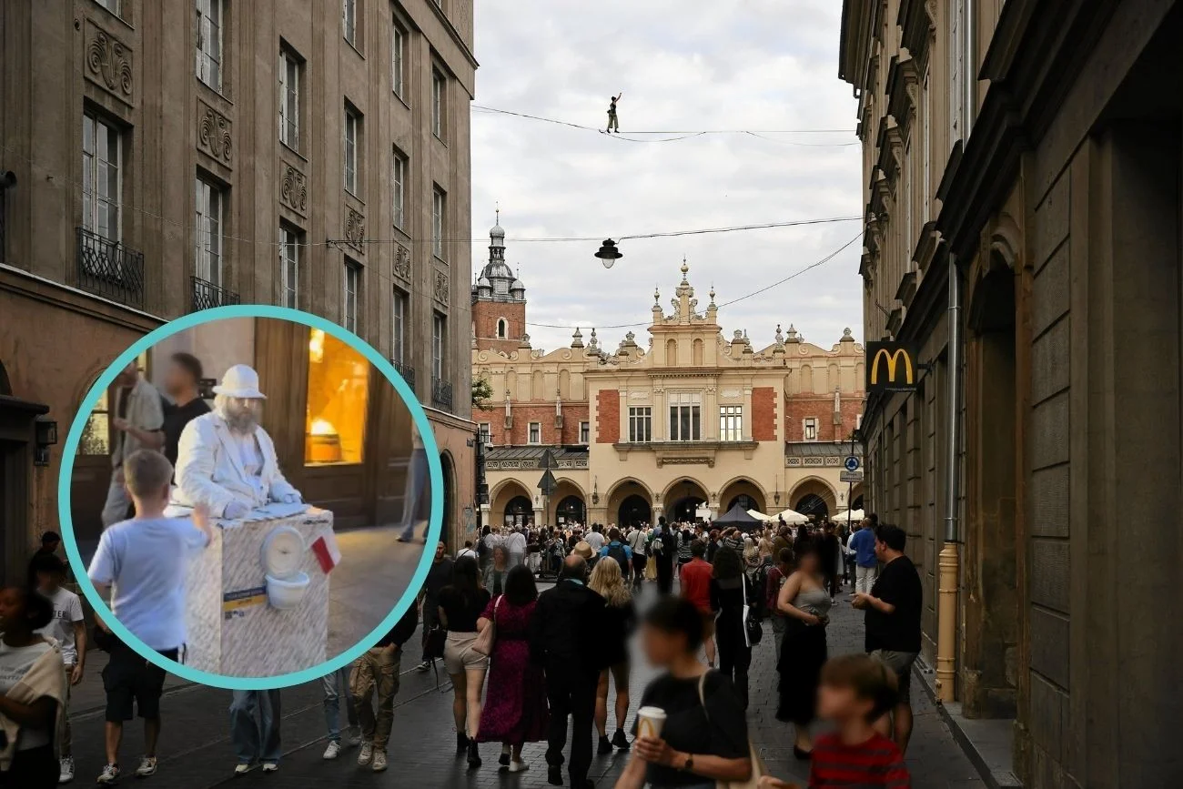 Ulica krakowskiego Starego Miasta z przechodniami Ulica krakowskiego Starego Miasta z przechodniami