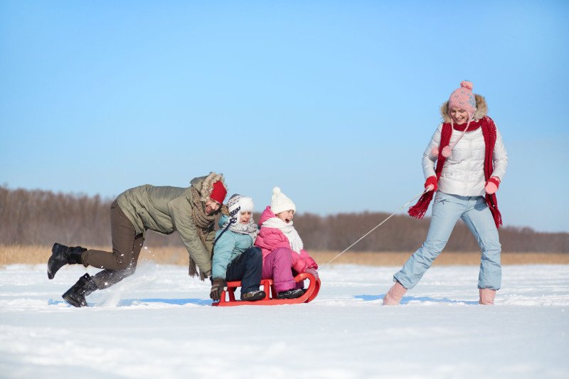 Pomysły na ferie zimowe z dzieckiem.