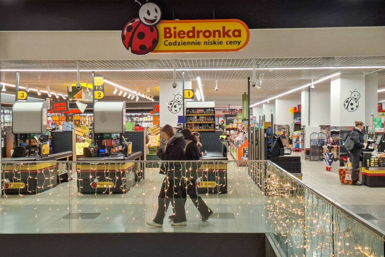 Sklep sieci Biedronka. Sklep sieci Biedronka.