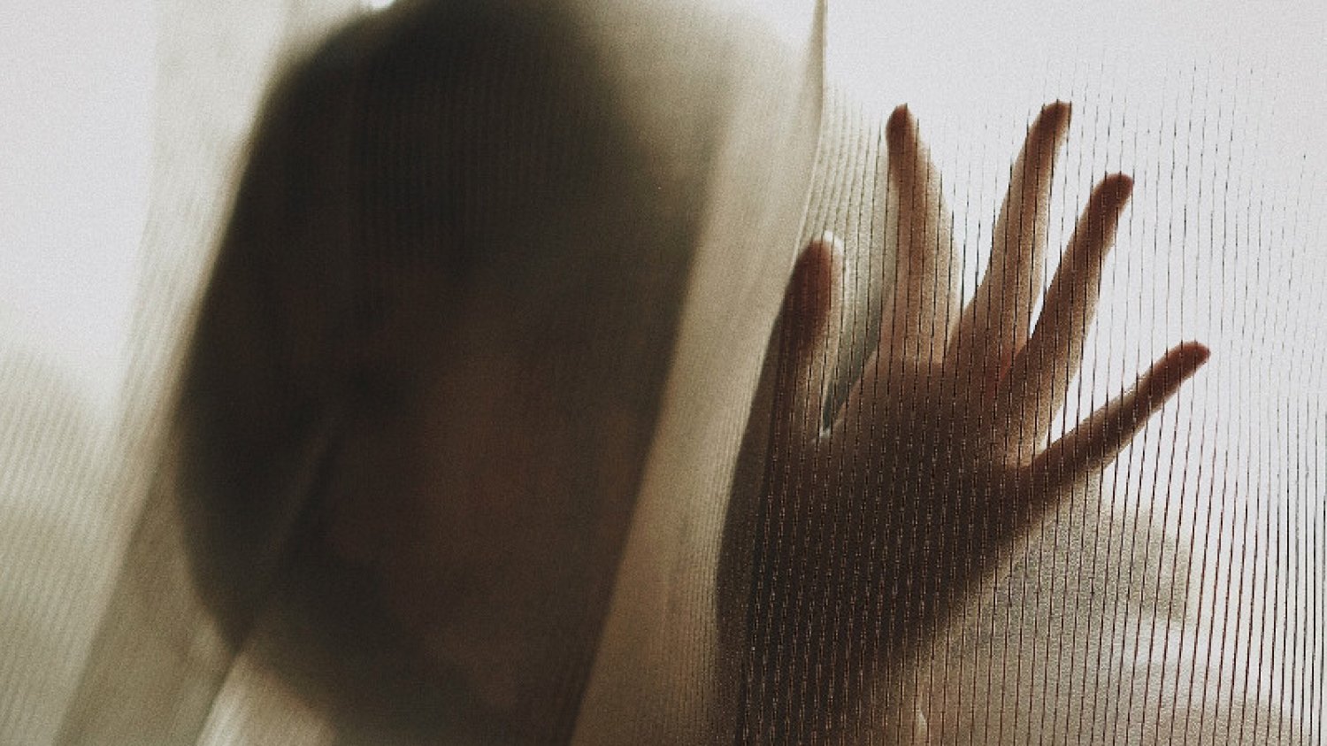 Endometrioza – dlaczego ta choroba tak boli?