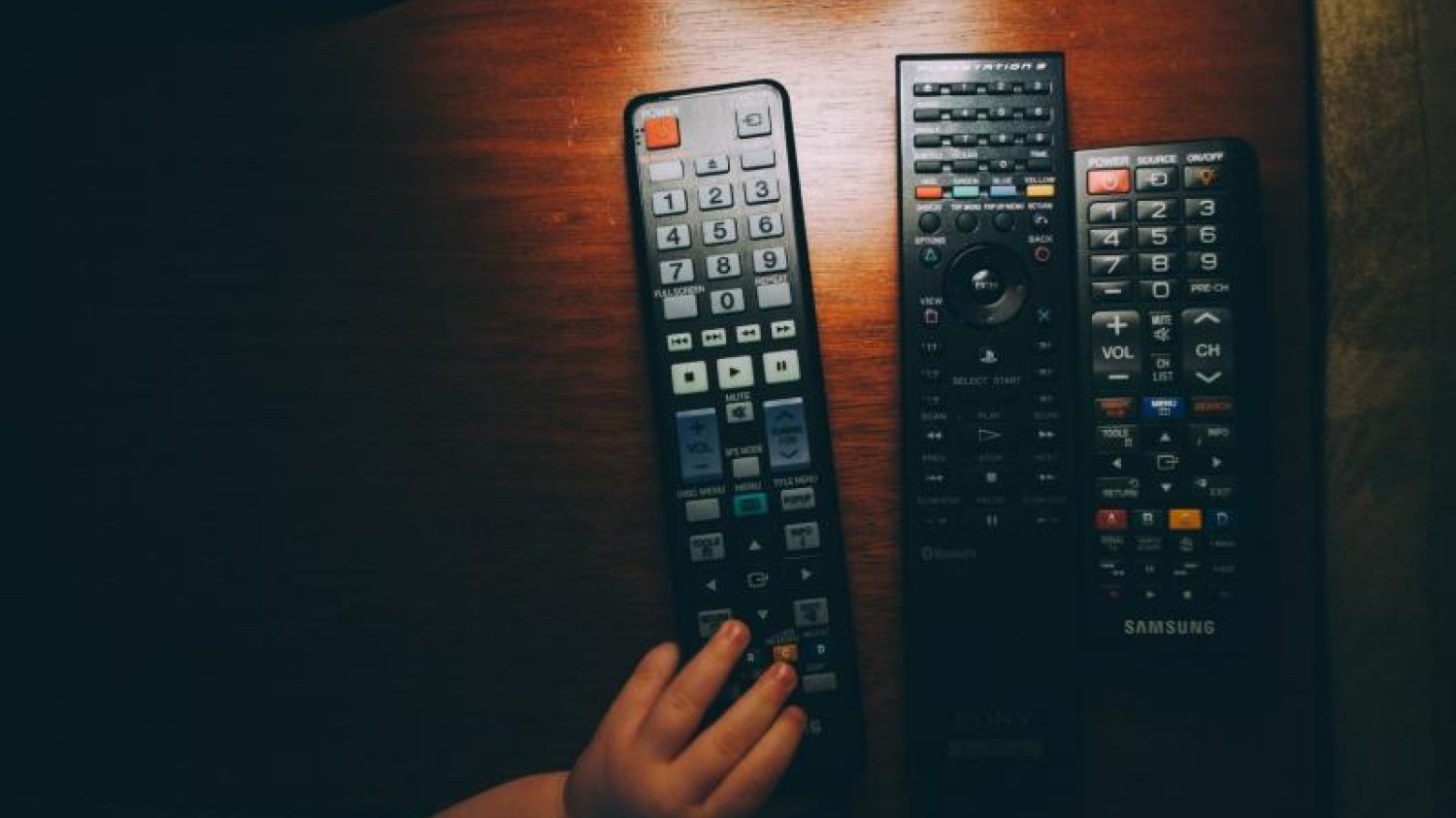 Brak reklam suplementów diety przed audycjami dla dzieci