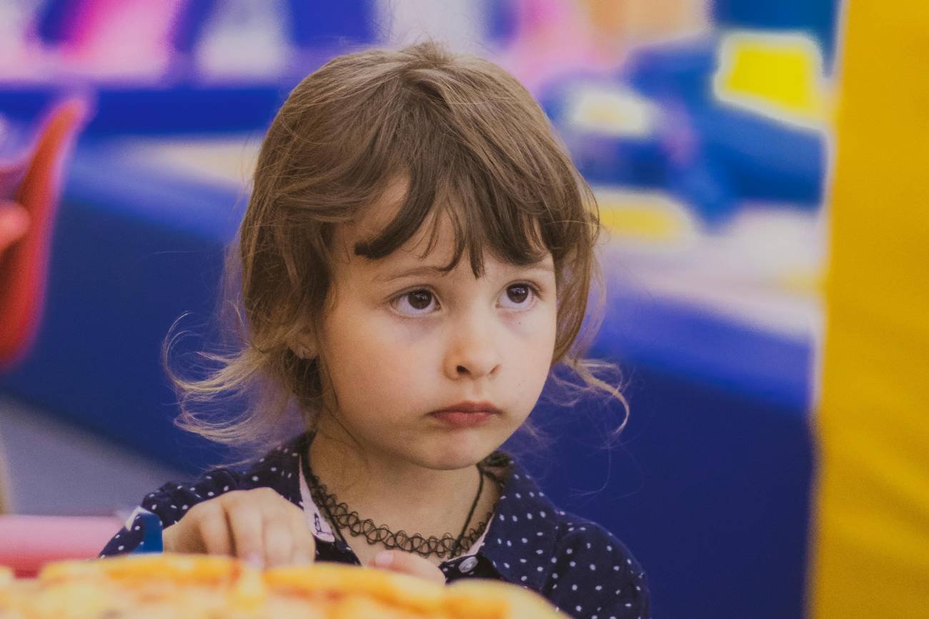 Matki wściekłe po wiadomości z przedszkola. "Nauczycielki chyba nie znają realiów"