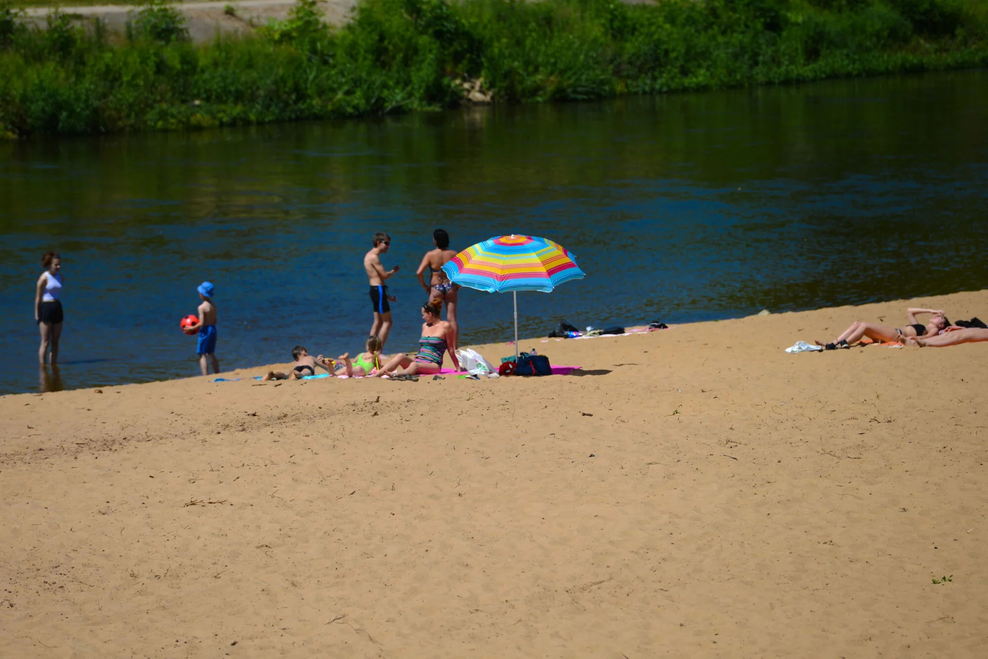 wypoczynek nad rzeką