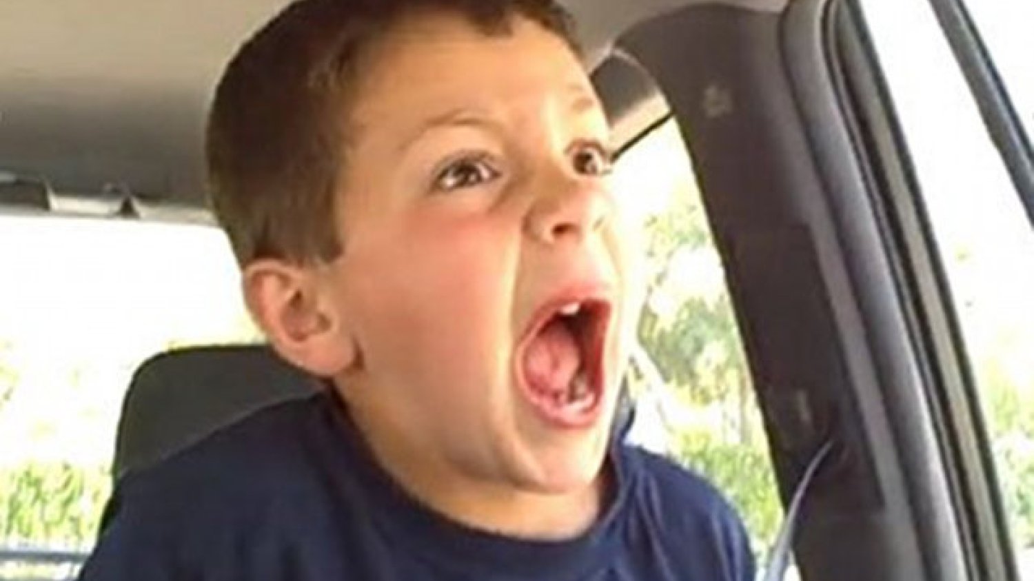 Troll Parenting, czyli rodzice wyśmiewają własne dzieci w internecie. Na zdjęciu kadr z filmiku David After Dentist zamieszczonego w serwisie YouTube.com