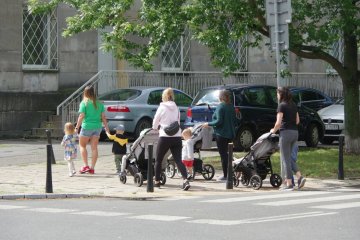 wychowanie dziecka, życie w mieście, dziecko w mieście, życie na wsi