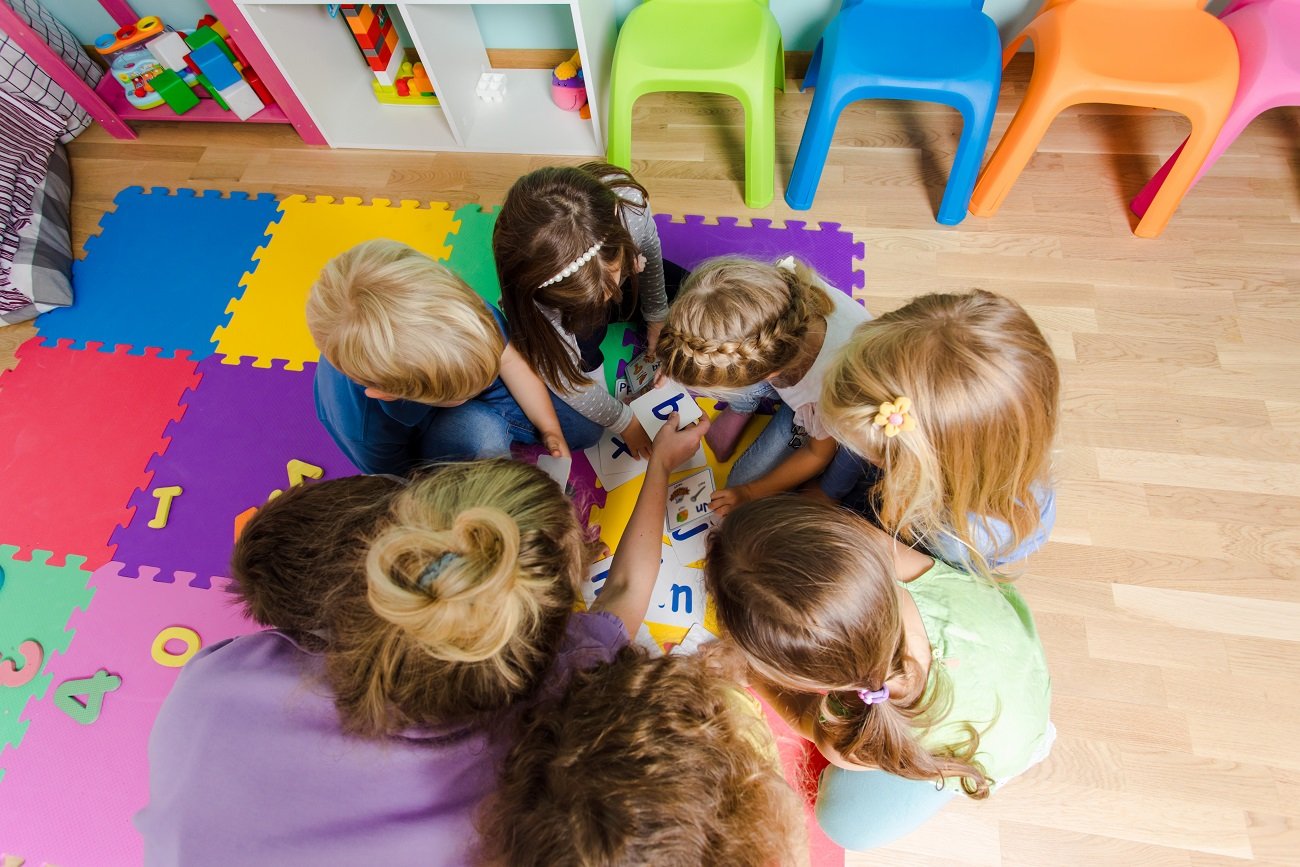 "Łączenie grup to częsta praktyka w prywatnym przedszkolu. To czyste lenistwo!"