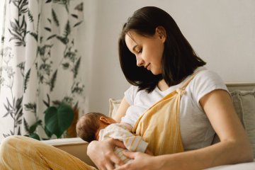 Mało pokarmu, mało mleka, niedobór mleka/pokarmu, kiedy jest za mało pokarmu, przyczyny, co robić, kiedy masz za mało mleka