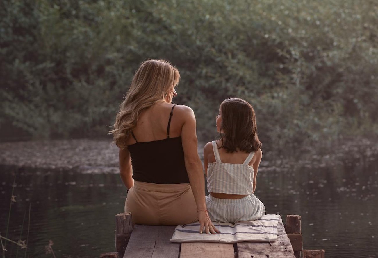 Patrzy ci w oczy i mówi "nie"? Oto 3 strategie na współpracę z dzieckiem