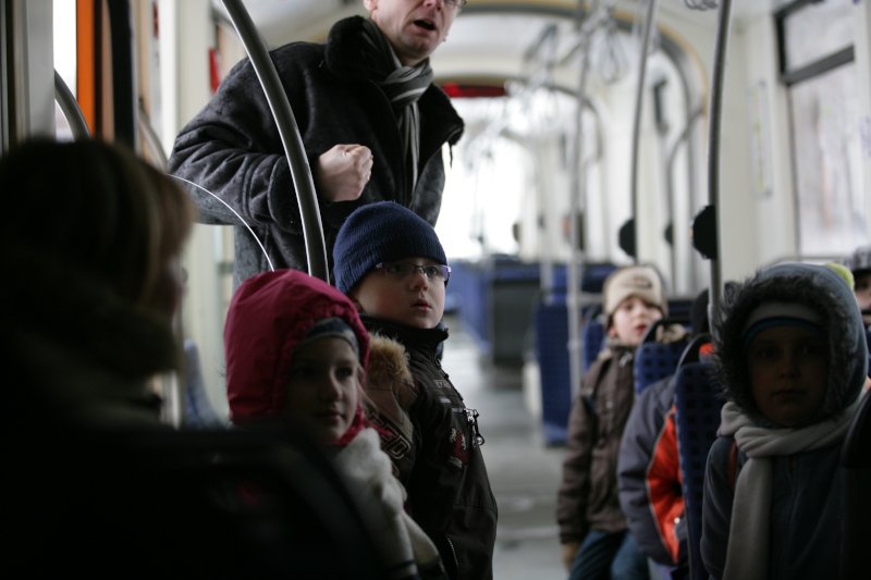 Szkolna wycieczka autobusem miejskim a bezpieczeństwo i kultura