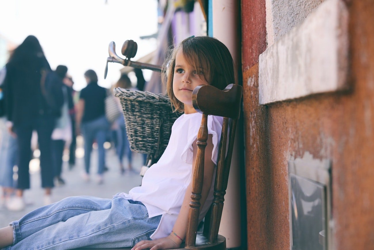 Dziecko patrzy na nas i powtarza nasze schematy.