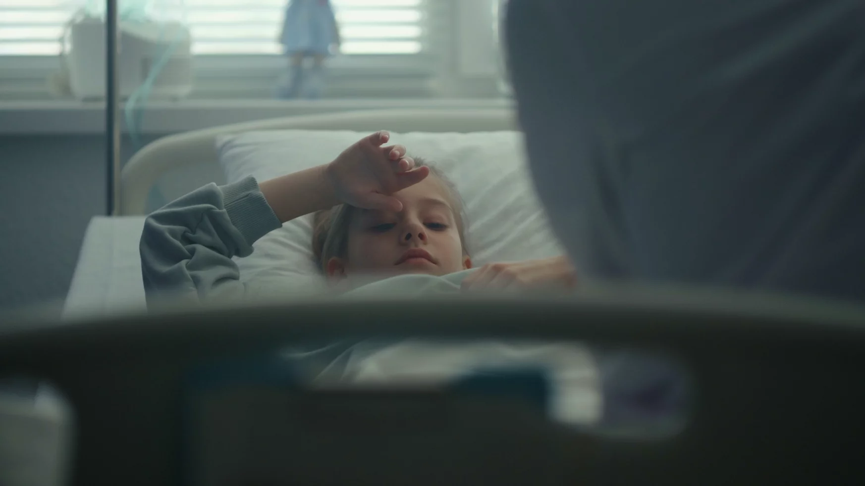 Rodzice boją się jednej rzeczy bardziej niż choroby dziecka. To wynika z instynktu