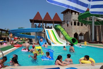basen w hotelu all inclusive