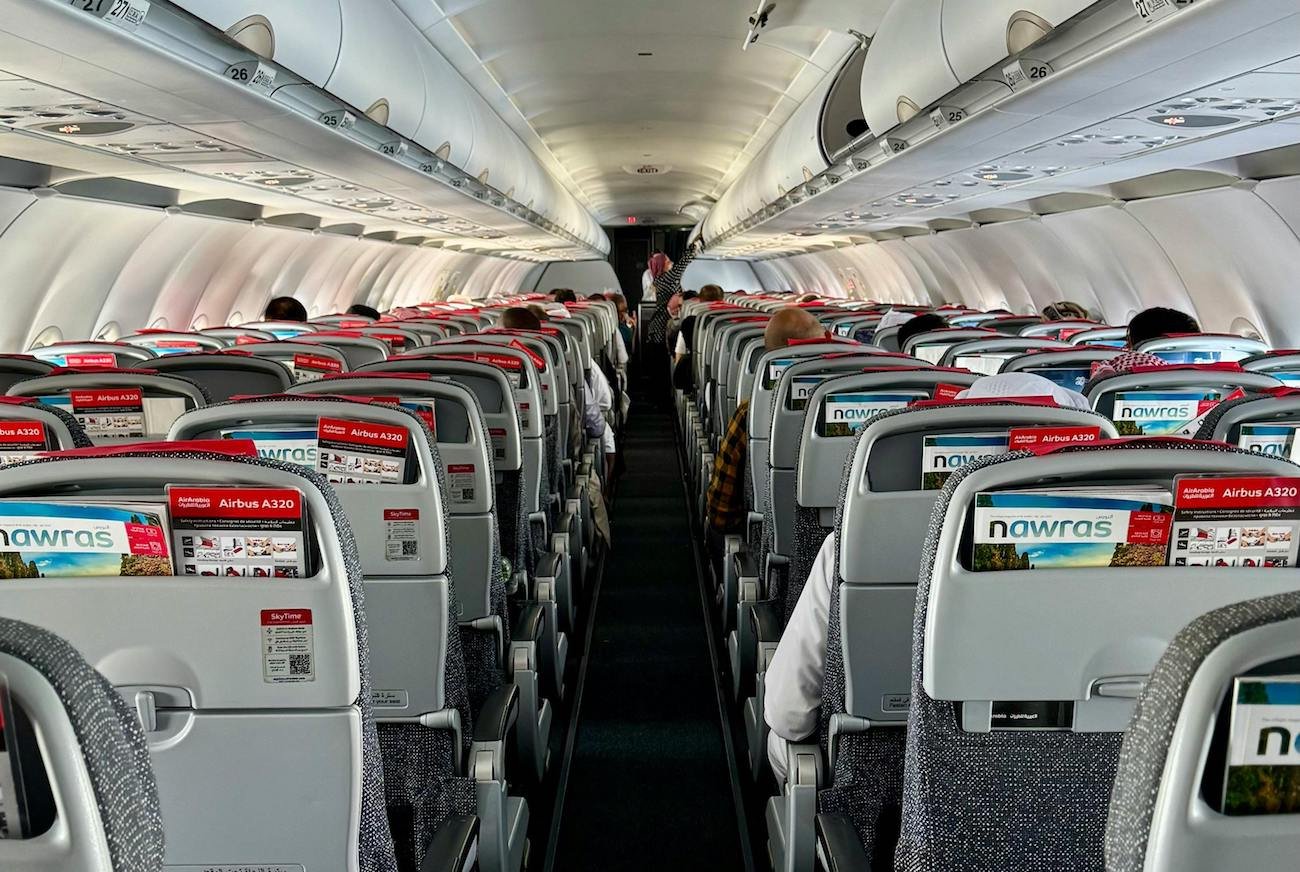 Jedna scena w samolocie obnażyła, jak rodzice zawodzą swoje dzieci. Cała kabina zamarła