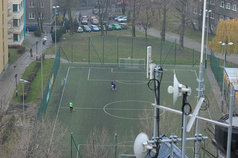 Likwidacja bramek na boisku we Wrocławiu. Mieszkańcom przeszkadza hałas