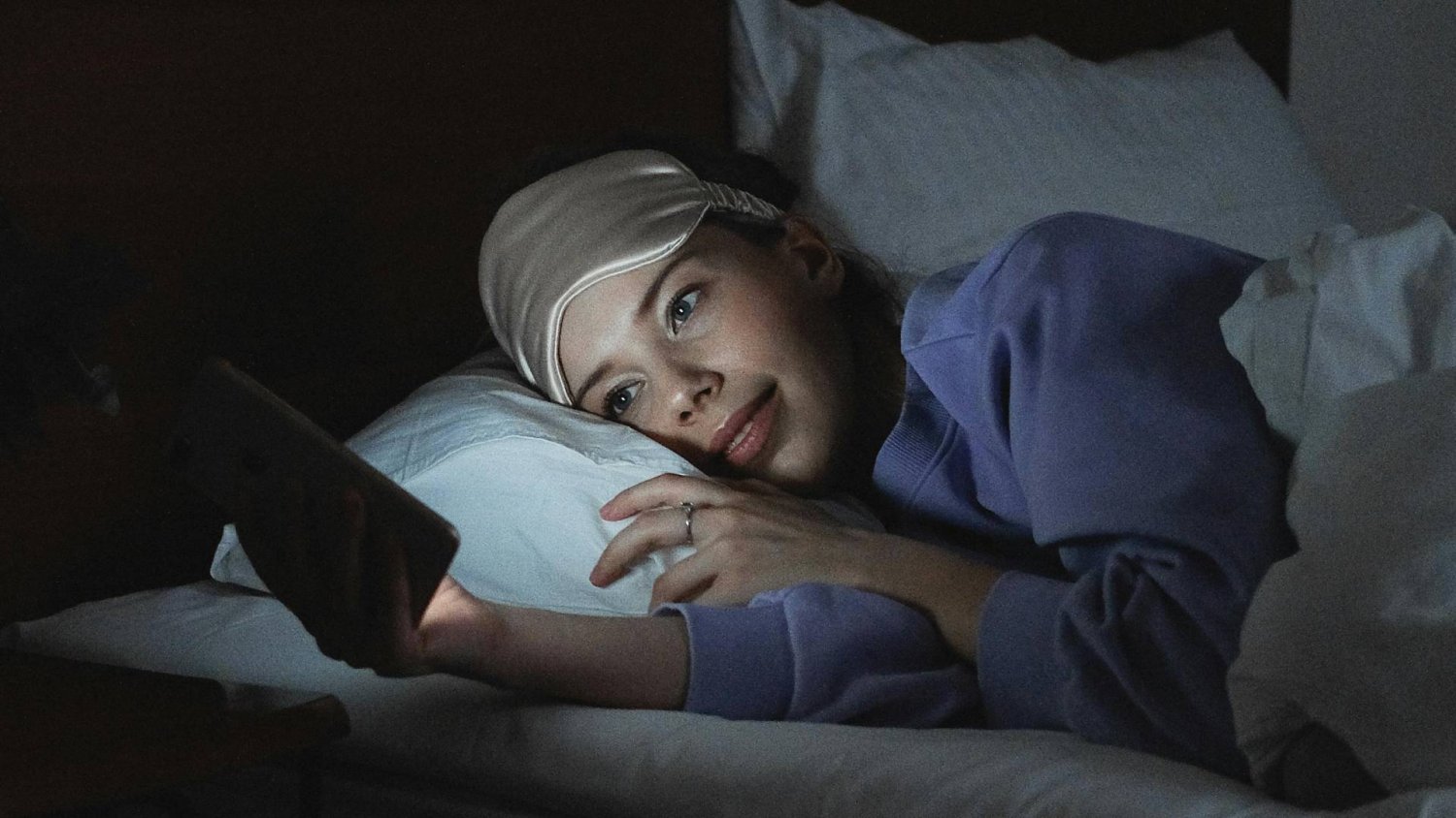 Nocna panika i natarczywe myśli mają przyczynę. Tego doświadcza prawie każda mama