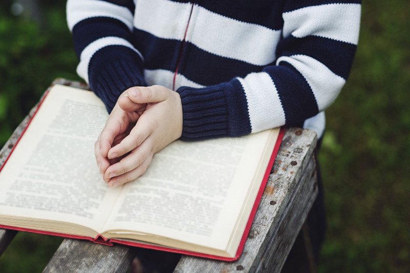 Kuriozalne zadanie dla dzieci na lekcji religii.