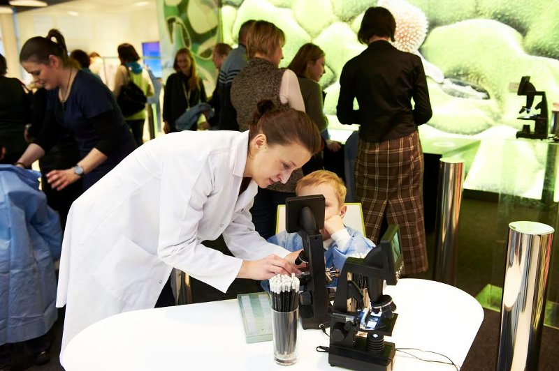 Salon Zdrowia Baylab to miejsce, w którym cyklicznie organizowane są warsztaty skierowane do dzieci i młodzieży