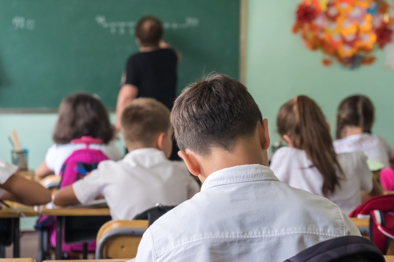 Córka opuściła lekcje, ale reakcja jej kolegów zaskakuje. Nie miałam pojęcia o takim trendzie