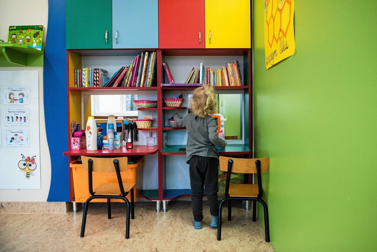 Tysiące wolnych miejsc w przedszkolach. Niektórym oddziałom grozi zamknięcie