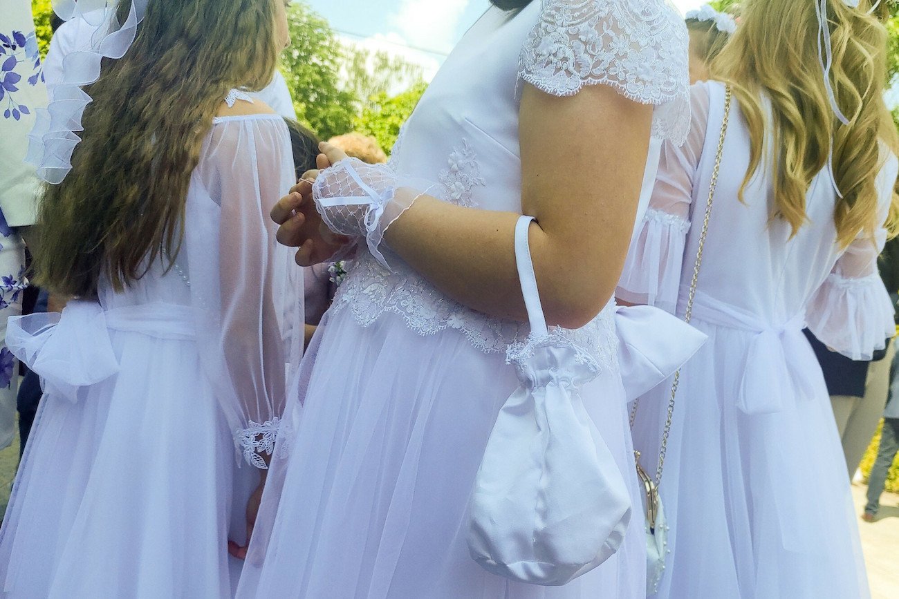 "Brat chce dać mojej córce Dysona na komunię". Świat upada, turbo-suszarka dowodem