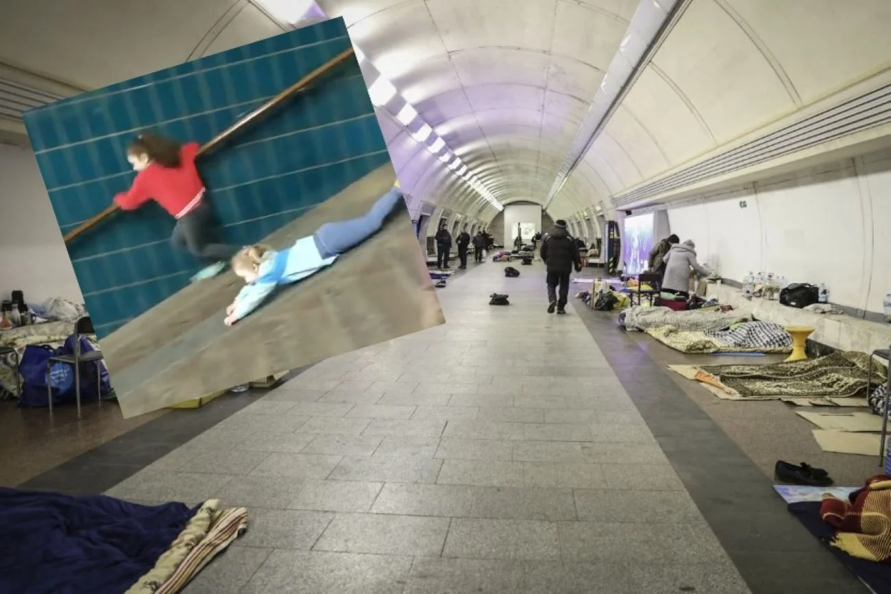 Dzieci bawią się w kijowskim metrze