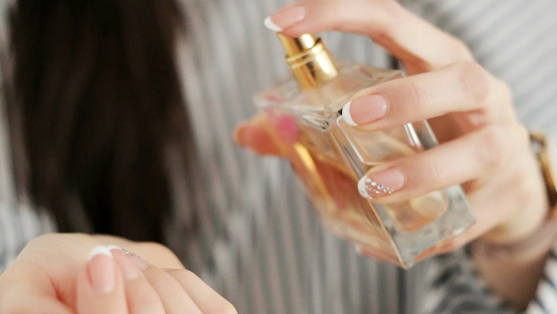 Ruszyła promocja na arabskie perfumy w Hebe. Wybrałam 3 zapachy, które czuć najdłużej