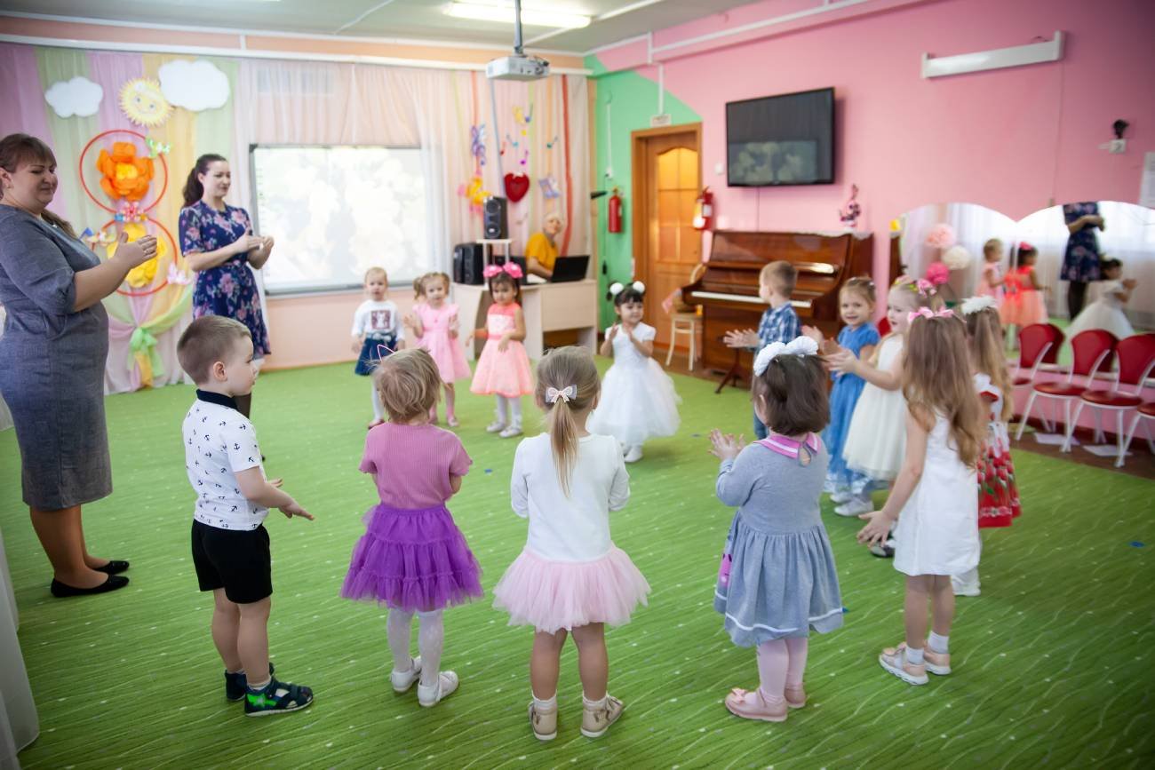 Nie dziwię się nauczycielom, iż odchodzą z przedszkoli. Żenująca awantura o pasowanie