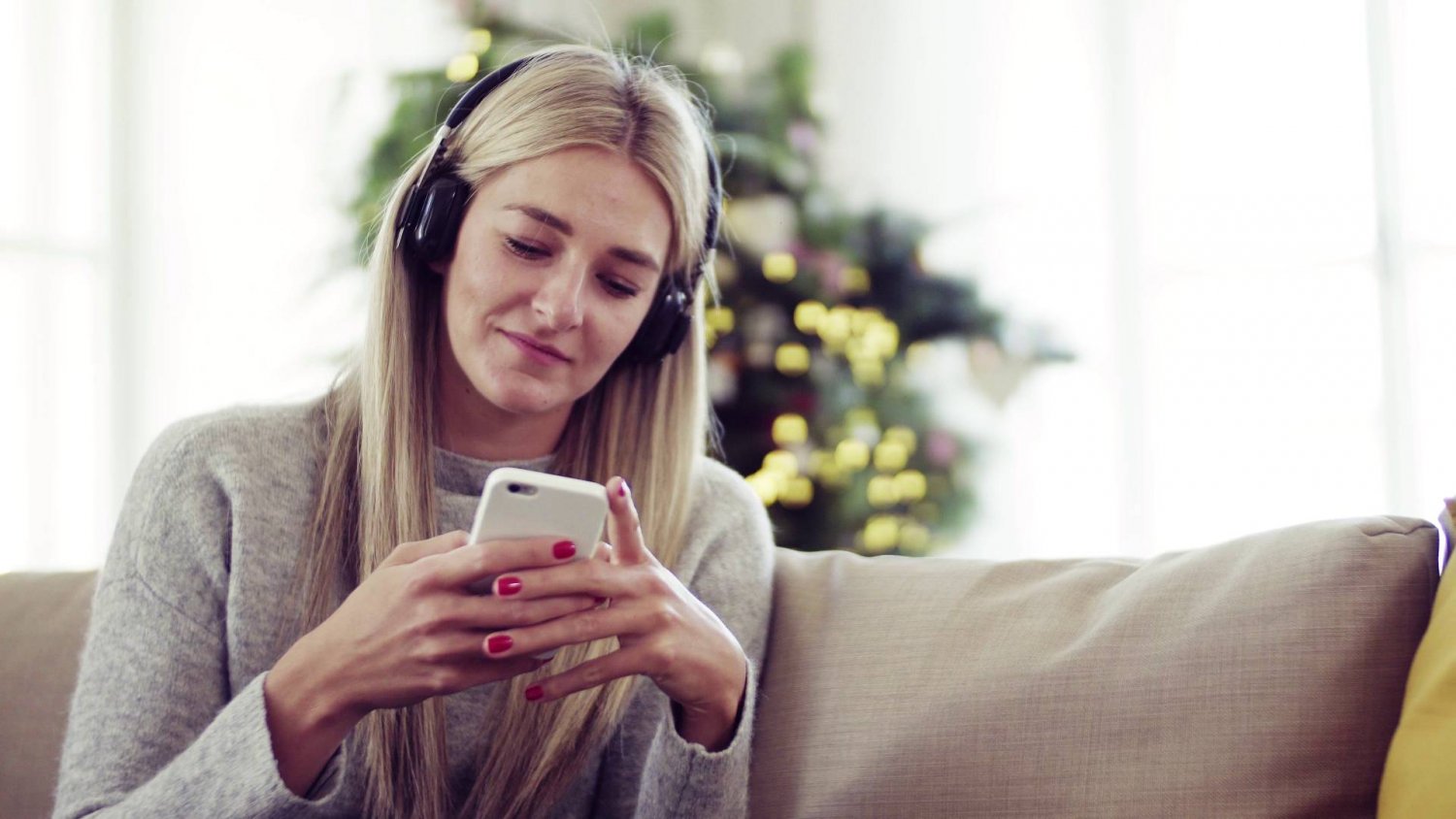 Powstała nietypowa lista piosenek na grudzień. Idealne dla hejterów gwiazdkowych hitów