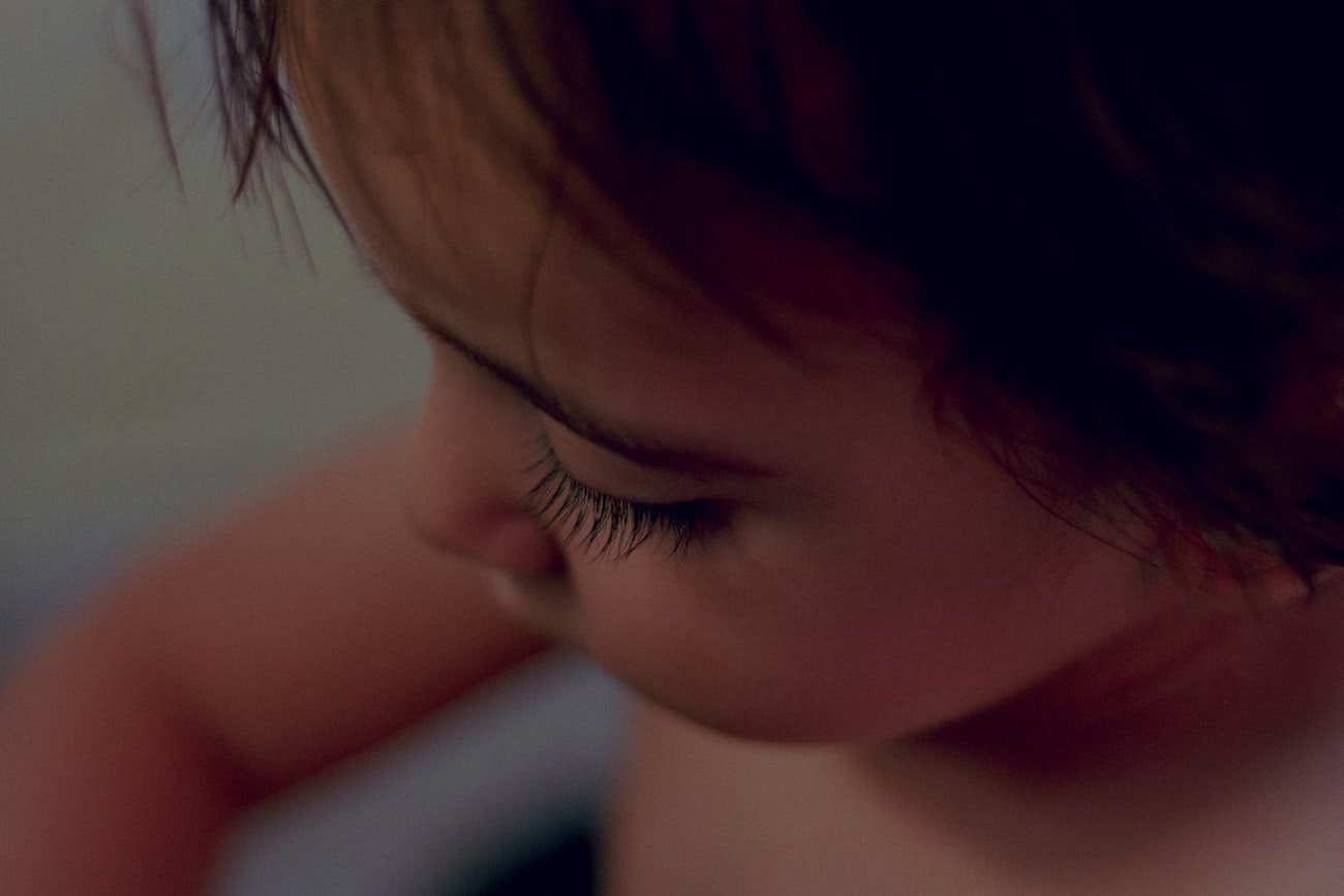 Jak mówić do dziecka, by słowa nie krzywdziły?