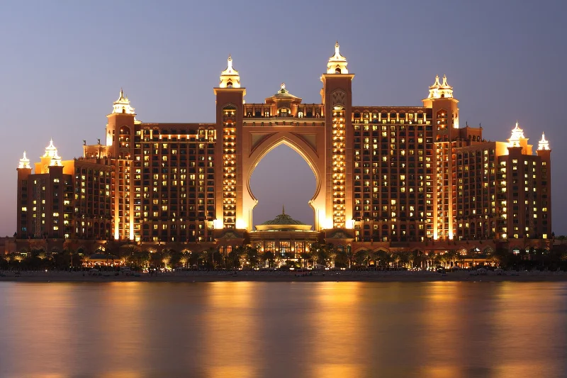 Hotel Atlantis, The Palm – pierwszy ośrodek wypoczynkowy, jaki wybudowano na wyspie Palma Dżamira