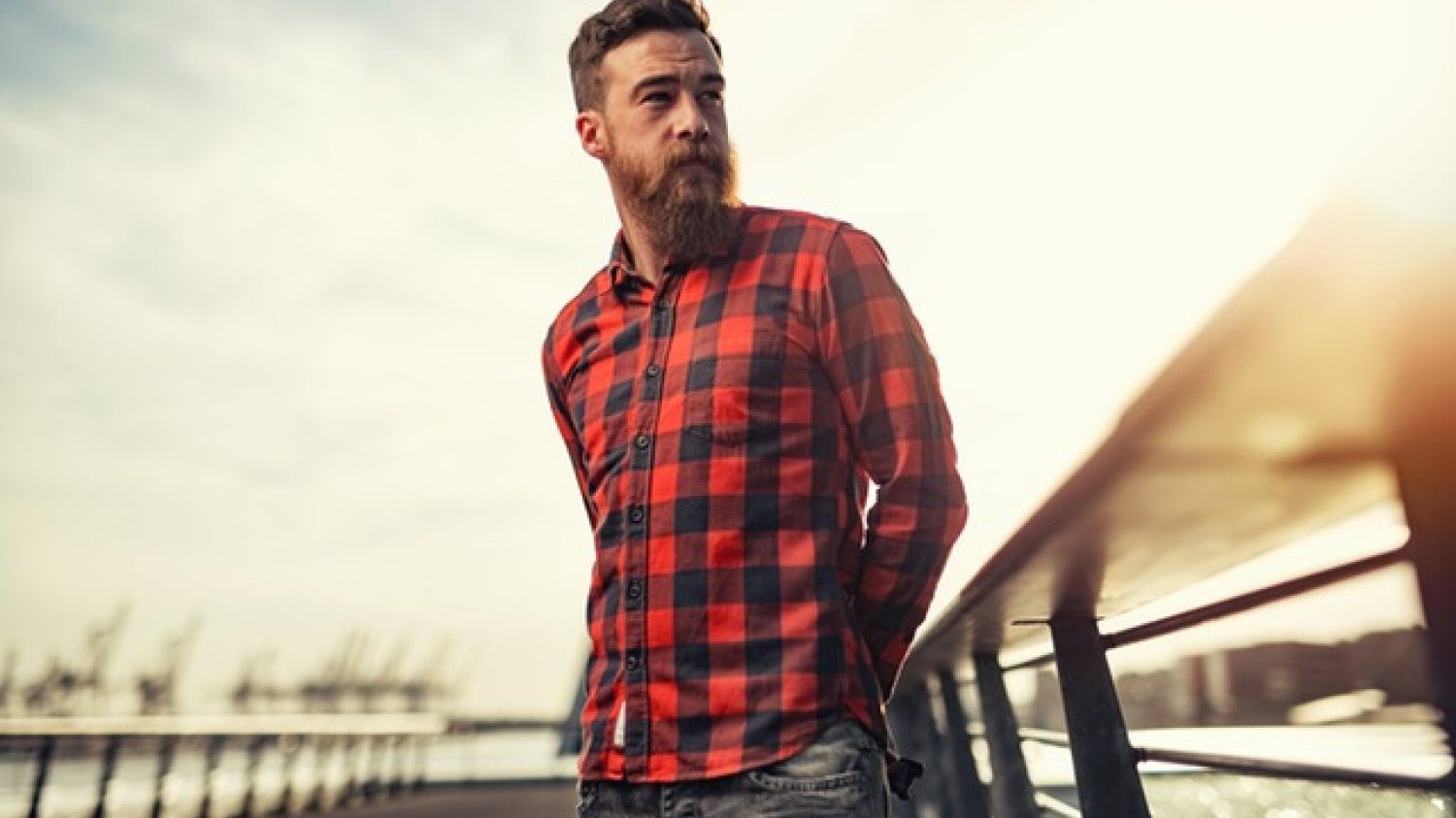Fot. Pexels / [url=https://www.pexels.com/photo/redneck-man-fashion-model-24257/]Michael Fertig[/url] / [url=https://www.pexels.com/photo-license/]CC0 License[/url]