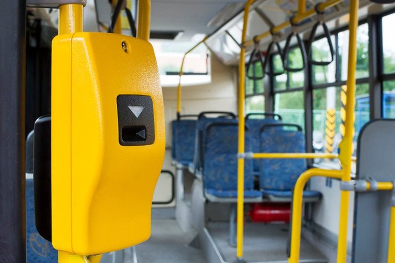 ZTM w Warszawie sprawdza czy w dwóch miejskich autobusach doszło do rasistowskich ataków