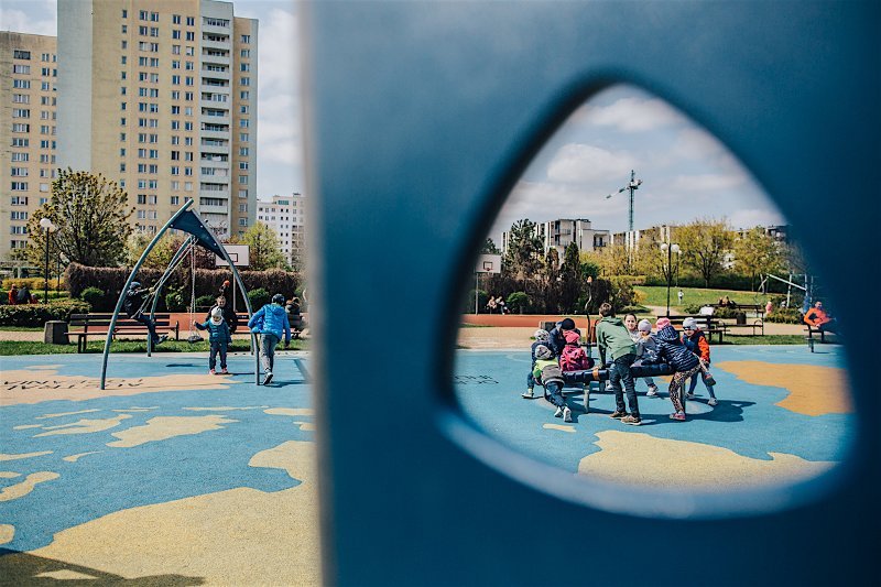 Awantura o plac zabaw w Żyrardowie. "Podzielili dzieci na lepsze i gorsze"