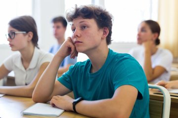 uczniowie w czasie lekcji