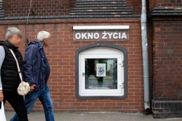 Okno życia przy klasztorze Sióstr Boromeuszek we Wrocławiu