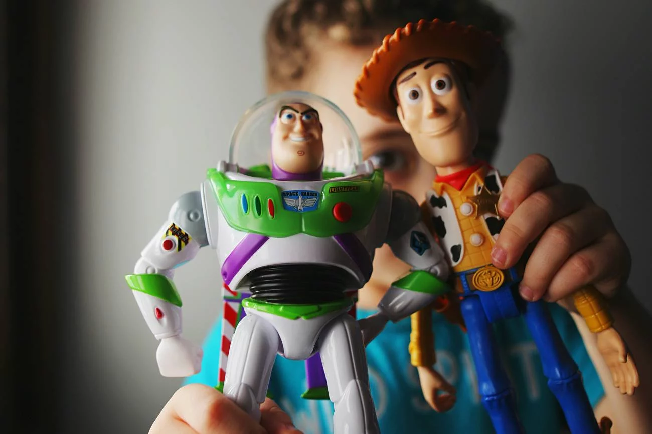 Postacie z bajki "Toy Story", popularnej w latach 90.
