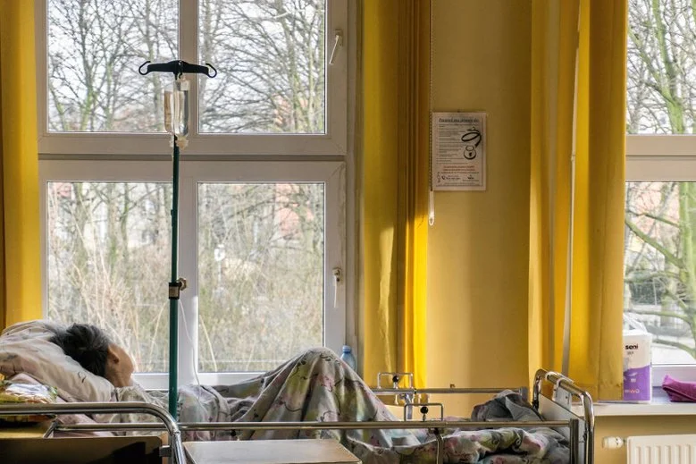 Poród w szpitalu we Włocławku skończył się dla Sary traumą