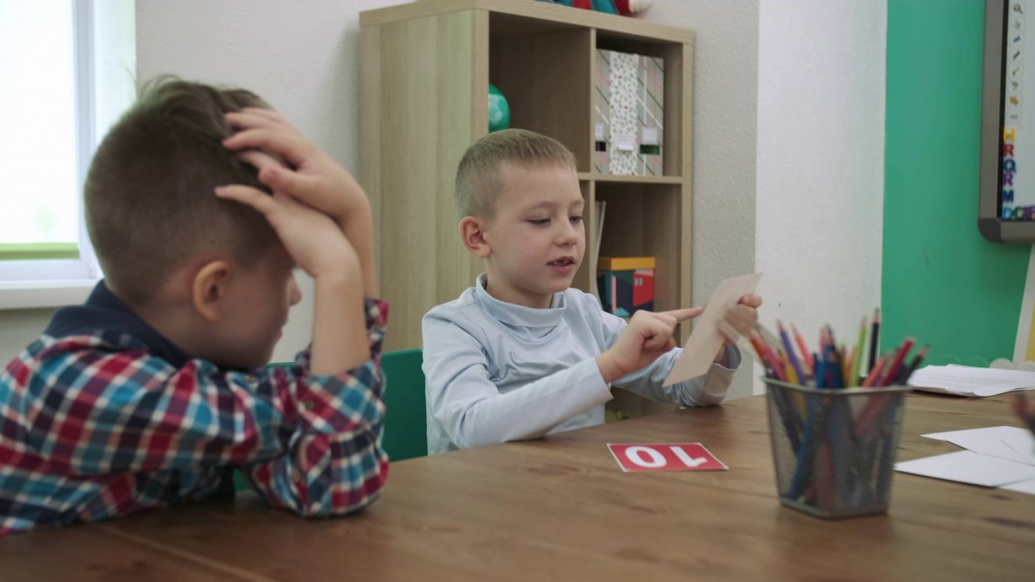 Dzieci ćwiczą kolędy, zamiast uczyć się mnożenia. Rodzice pytają, kto nadrobi zaległości