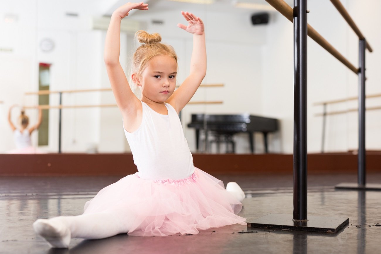 Mama 7-latki: "Kiedyś dzieci bawiły się na trzepaku, dziś stają na głowie. To nasza wina"