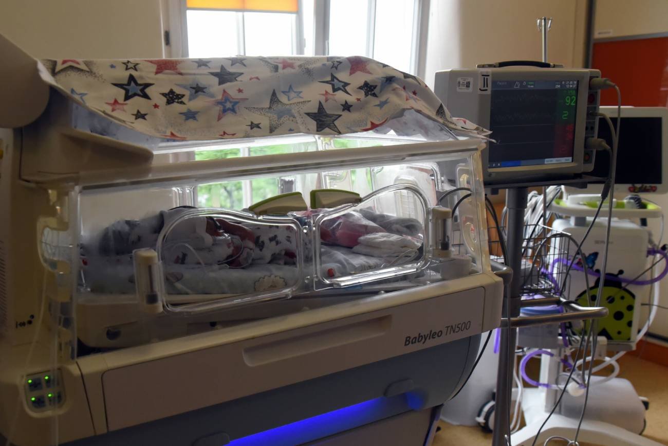 noworodek, niemowlę, umieralność noworodków, umieralność dzieci, śmierć dziecka, statystyki GUS