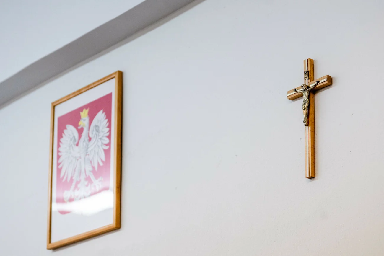 krzyż i godło w klasie krzyż i godło w klasie