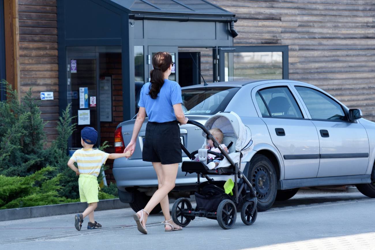 Bez tego stracisz pieniądze z 800 plus. ZUS przypomina rodzicom o ważnej dacie