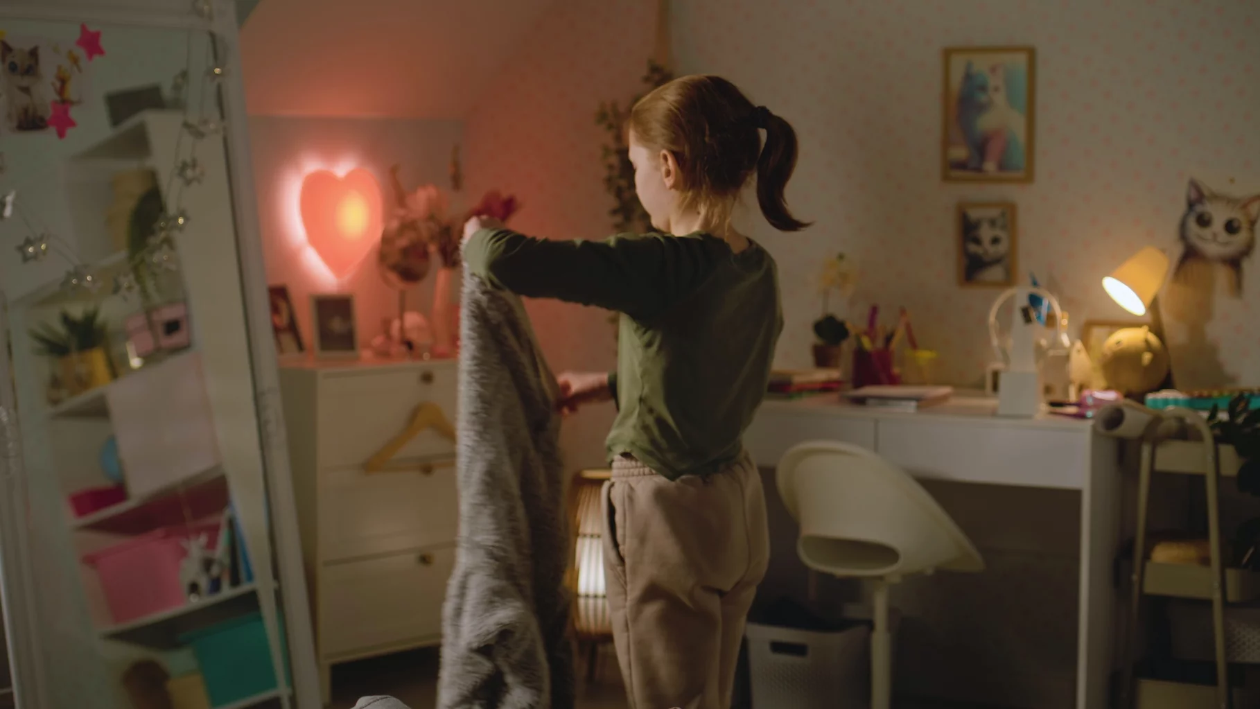 5 sposobów na to, by dziecko chętniej zaczęło sprzątać w pokoju. Nr 3 zaskakuje skutecznością