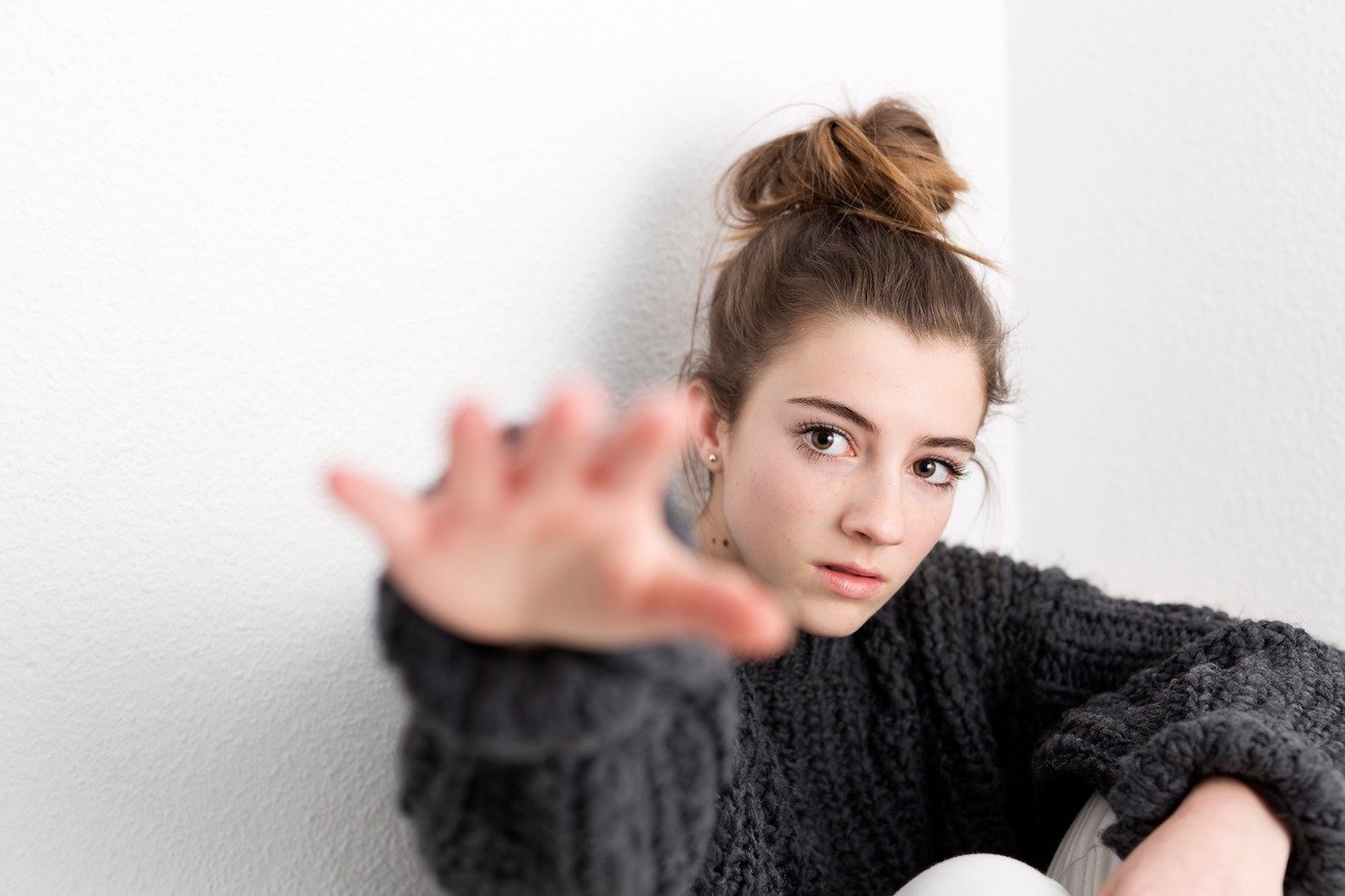 Tak chcą teraz wyglądać młode dziewczyny. Trend "clean girls" ma ciemne strony